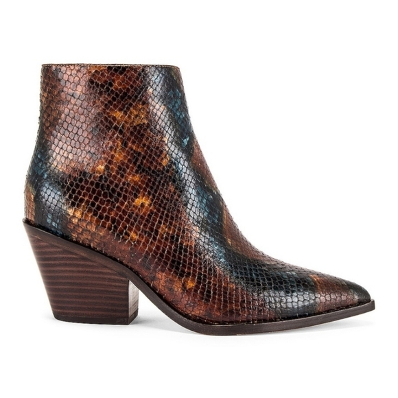 Stunning Paige Embossed Leather Western Chic Booties - Picture 2 of 5